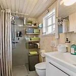 Holiday home 4 Bedroom Beautiful In Pandrup