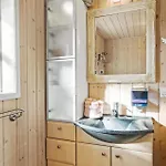 4 Bedroom Beautiful In *