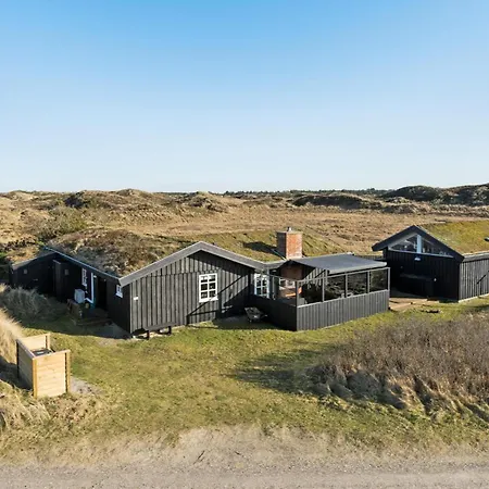 Σπίτι διακοπών 4 Bedroom Beautiful In