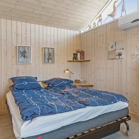 4 Bedroom Beautiful In * Pandrup