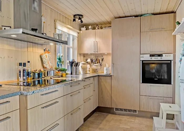 4 Bedroom Beautiful In