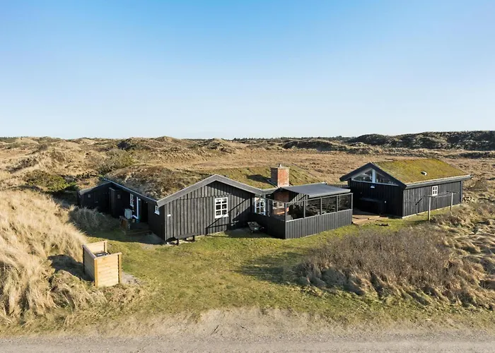 Holiday home 4 Bedroom Beautiful In